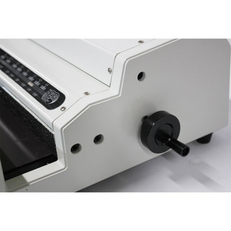 UNITEC B700